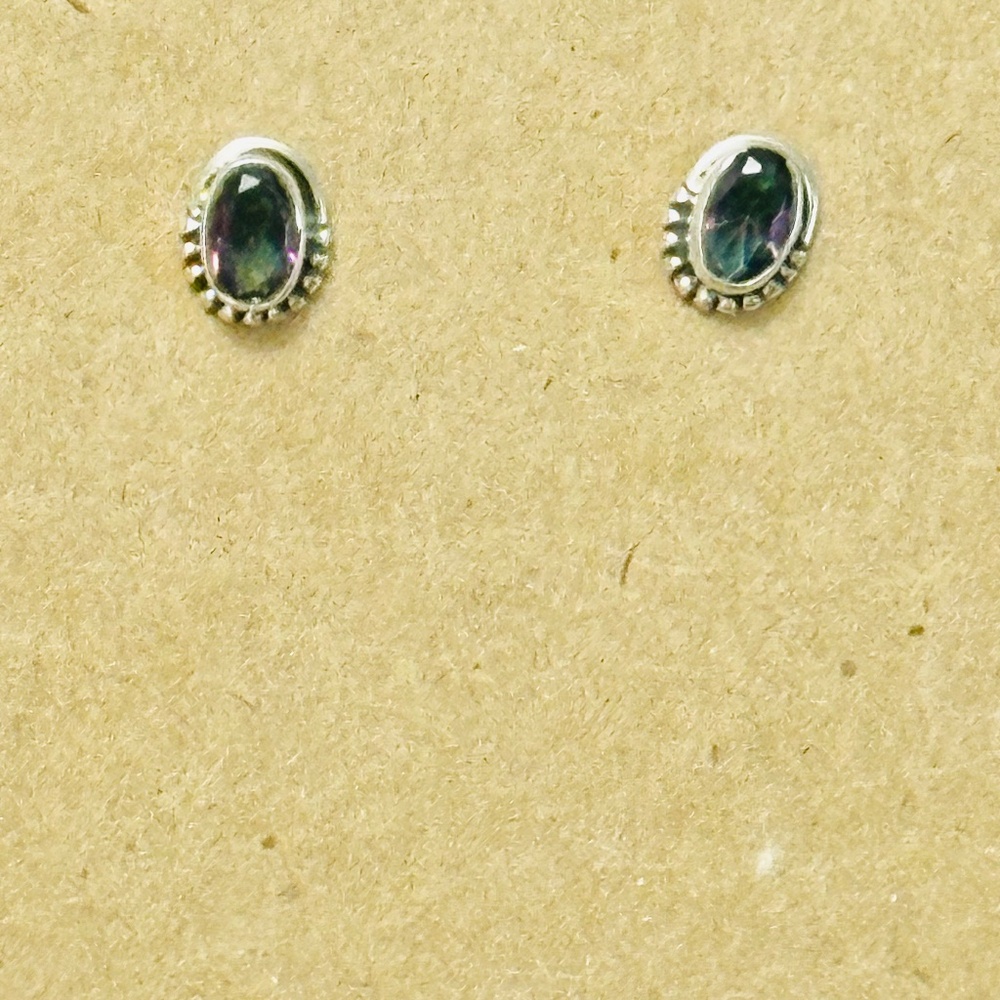 925 Sterling Silver Mystic Topaz Oval Stud Earrings NWOT Genuine Gemstone
